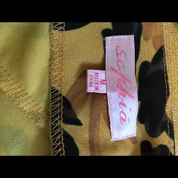 Mustard yellow patterned dress - Picture 4 of 4